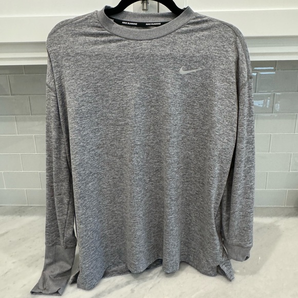 Nike dri fit - Picture 1 of 3